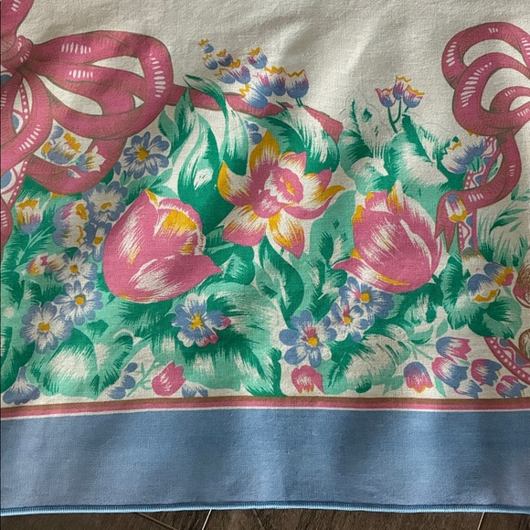 Rectangular Easter/Spring 100% Cotton Tablecloth - Picture 3 of 6